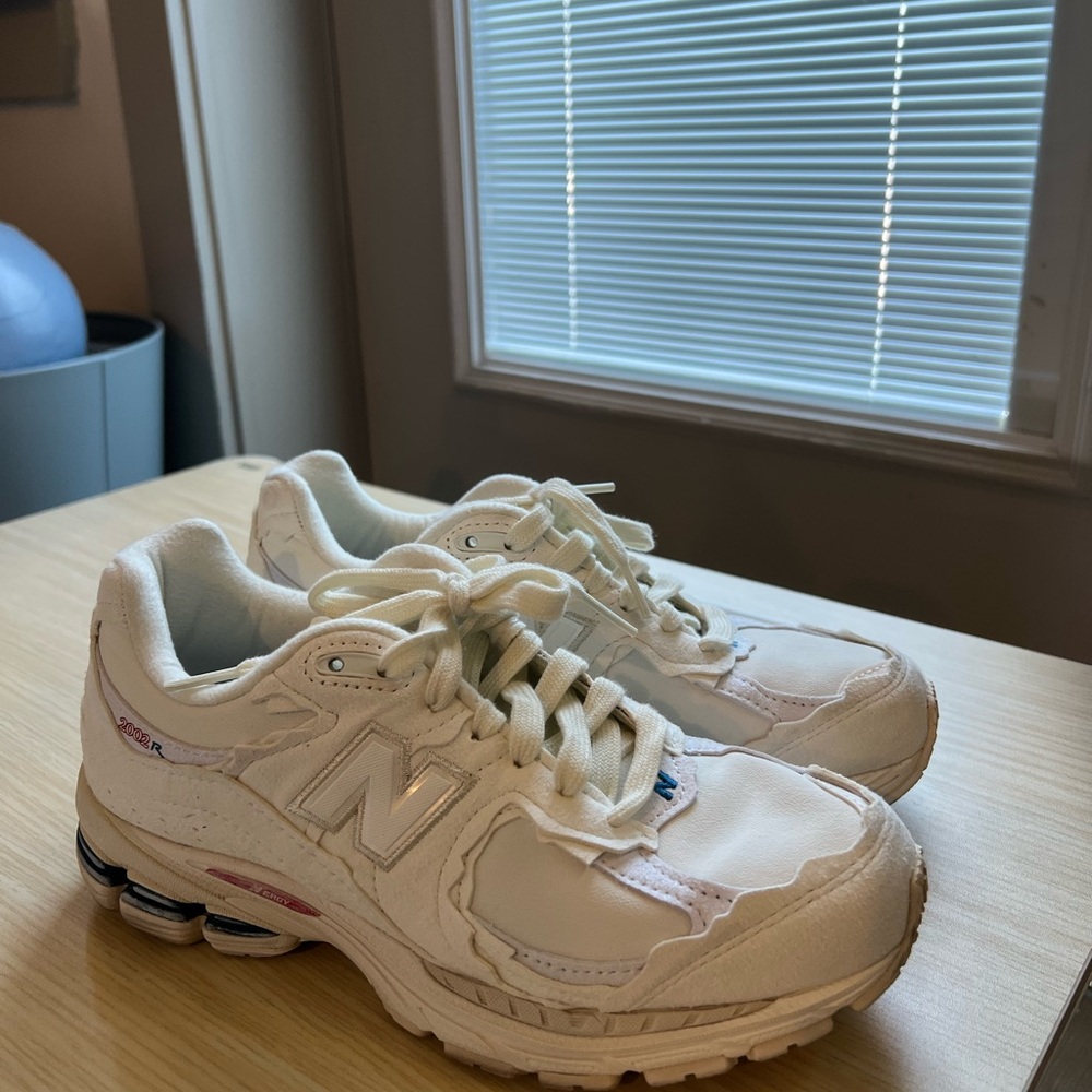 listing-status-banner